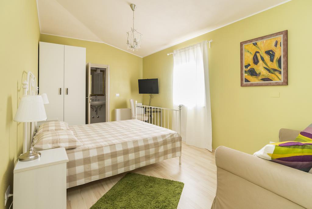 Apartments & Rooms Buoni Amici Murine Oda fotoğraf