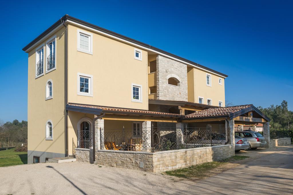 Apartments & Rooms Buoni Amici Murine Dış mekan fotoğraf