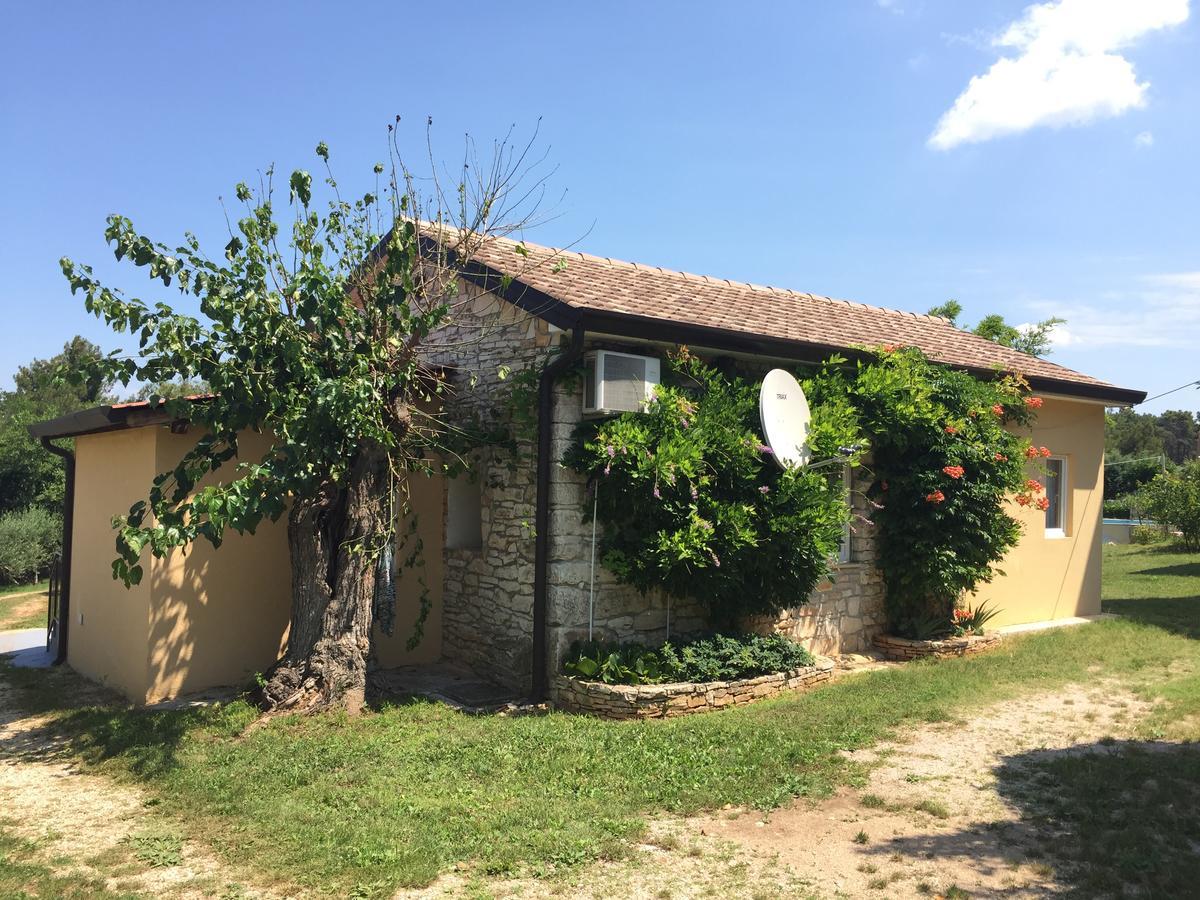Apartments & Rooms Buoni Amici Murine Dış mekan fotoğraf
